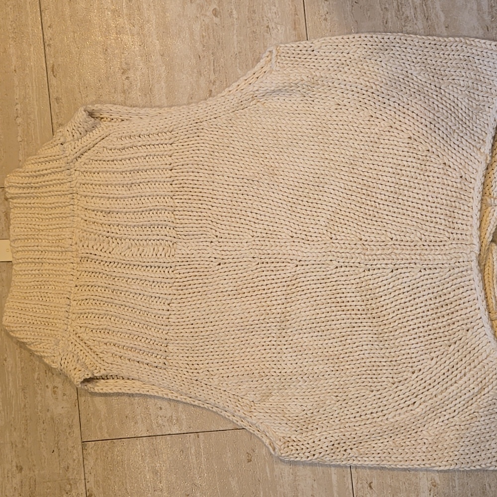 New Theory Organic Cotton Cara Natural White Open Front Vest - Picture 9 of 9